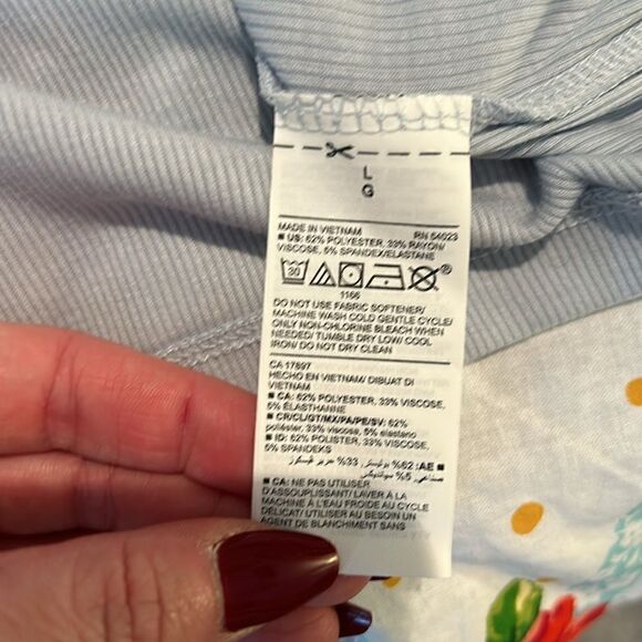 NWT Old Navy workout turtle neck shirt size large - Picture 5 of 9